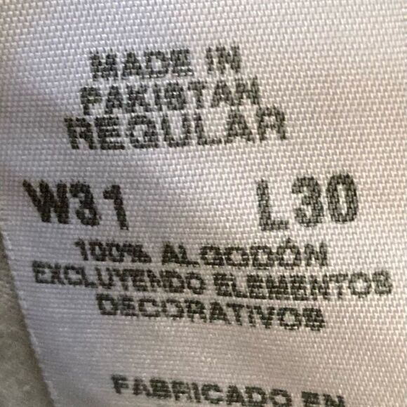 Levi’s Shorts Size 31 - Picture 6 of 6